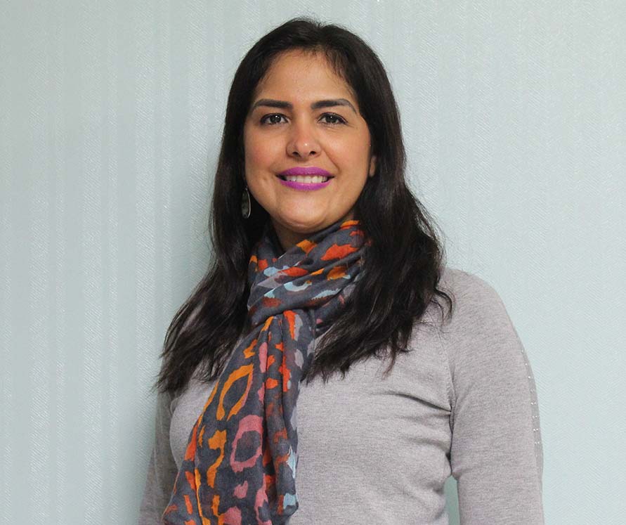 Mayra Hernandez